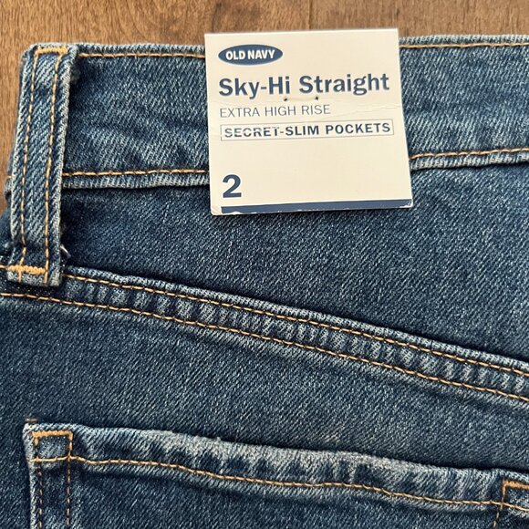 Old Navy Women's Sky-Hi Straight Distressed Blue Medium Wash Demin Jean, Size 2 - Picture 11 of 11